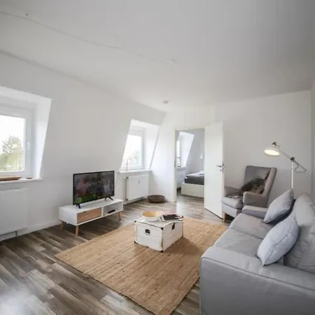 Lee Im Haus Demory Apartment